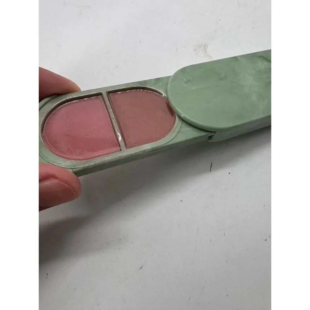 Clinique Young Face Powder Blusher New Clover Fig 0.2 oz